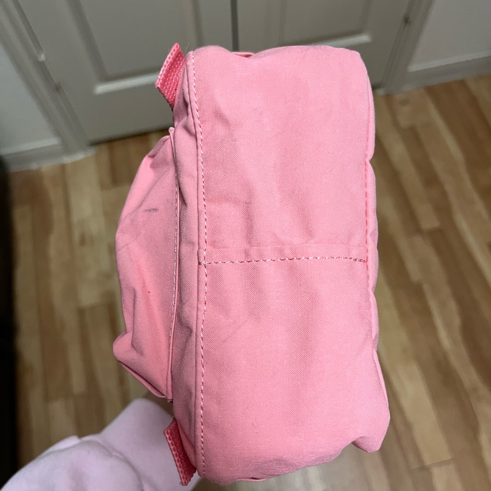 Fjällräven Pink Sling Crossbody Purse - Picture 2 of 8